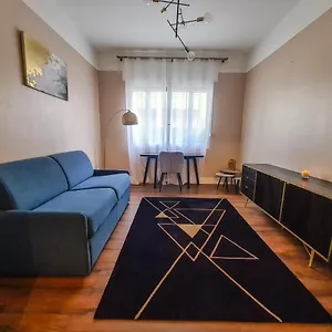 à Proximité De La Appartamento