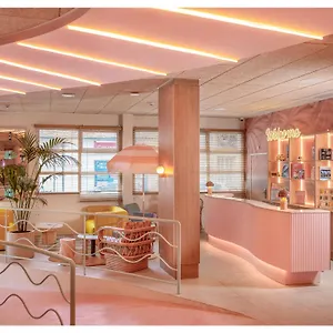 Pam Fully Renovated Hotel